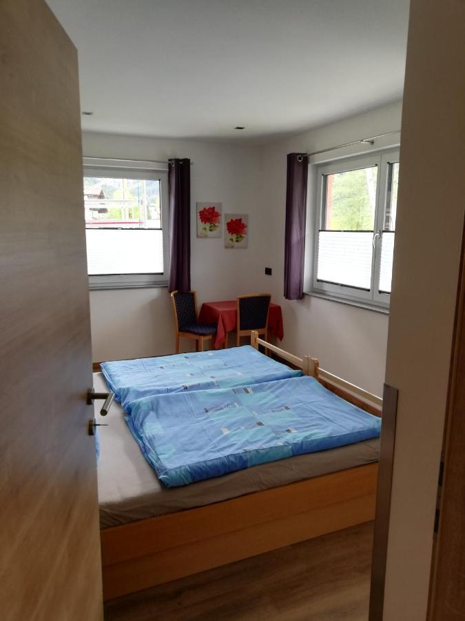 Haus Seppi Hotell Neukirchen am Großvenediger Exteriör bild