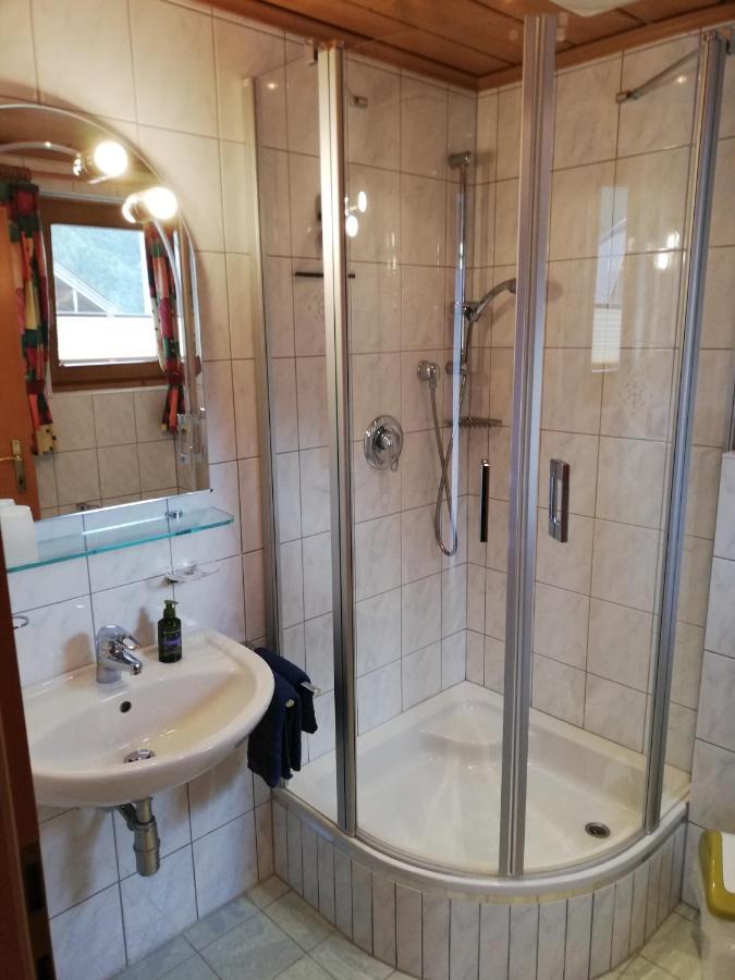 Haus Seppi Hotell Neukirchen am Großvenediger Exteriör bild